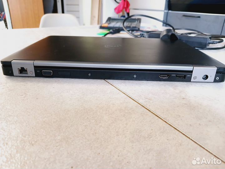 Ноутбук dell latitude