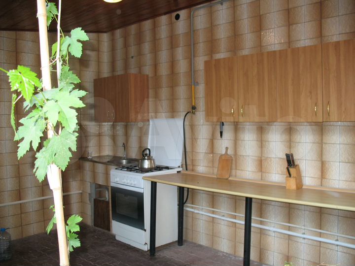 Комната 15 м² в 3-к., 2/2 эт.