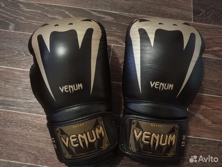 Боксерские перчатки 12 oz