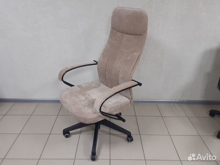 Компьютерное кресло