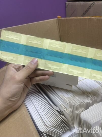 Коробки для кабеля iPhone