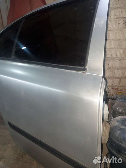 Двери левые skoda octavia тур