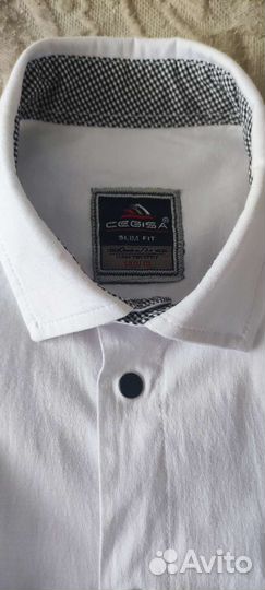 Белая рубашка на кнопках