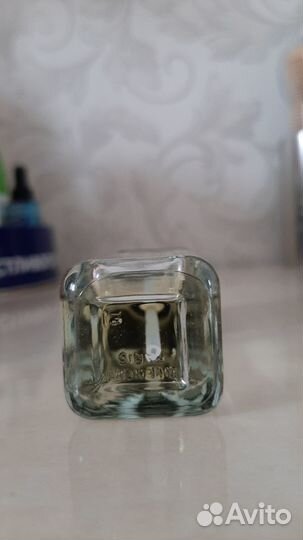 Eau DE givenchy