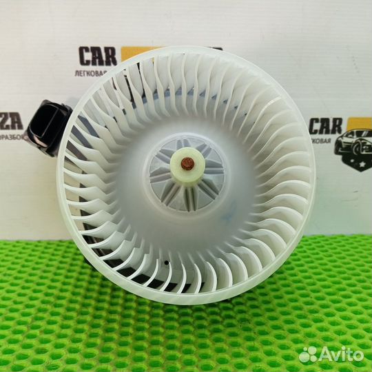 Моторчик отопителя Honda CR-V