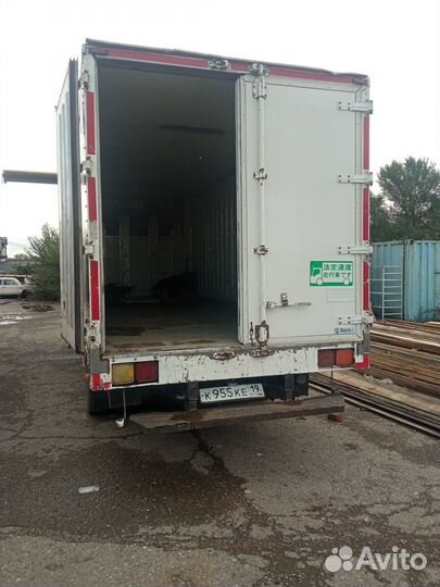 Isuzu Forward (F-Series), 1992