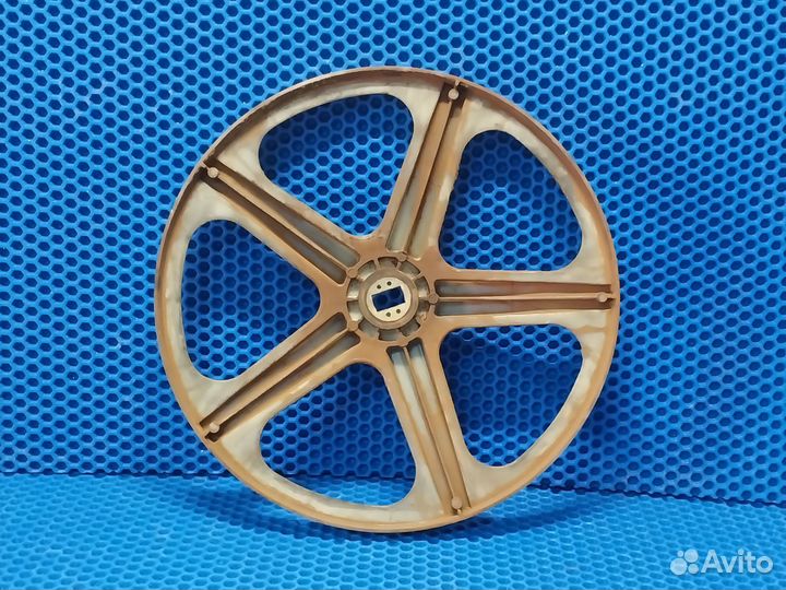 Шкив стиральной машины Ariston Indesit