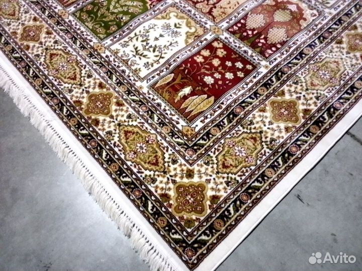 Ковер размером : 2.50х3.50 (№ 20627-11) новый