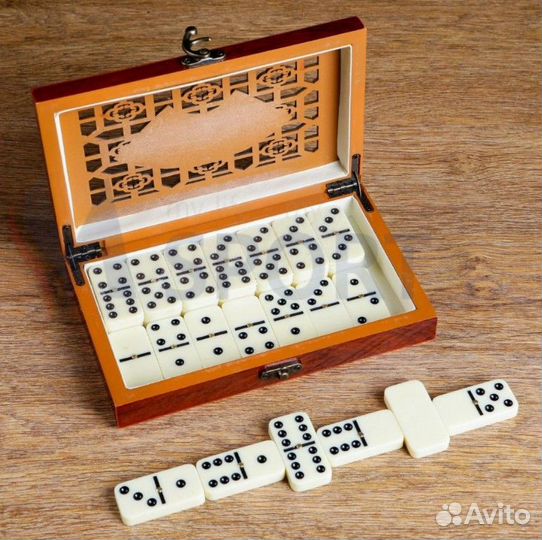 Домино Подарочное в резной коробке