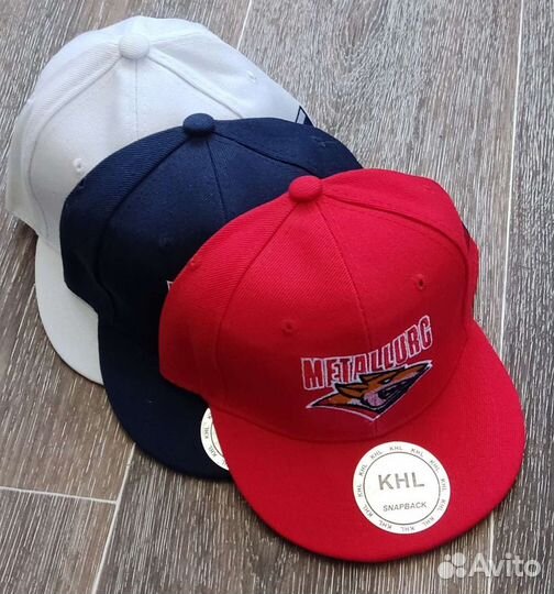 Бейсболка новая