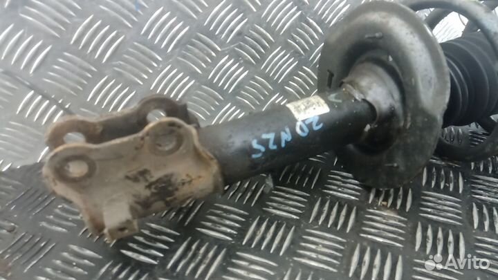 Стойка передняя правая KIA CEE'D 2 (JD) 2012