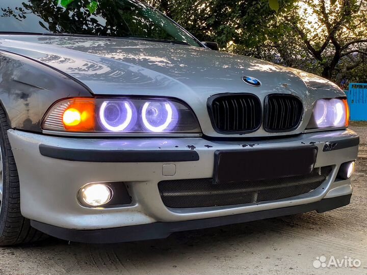 Передний М Тех бампер BMW 5 e39