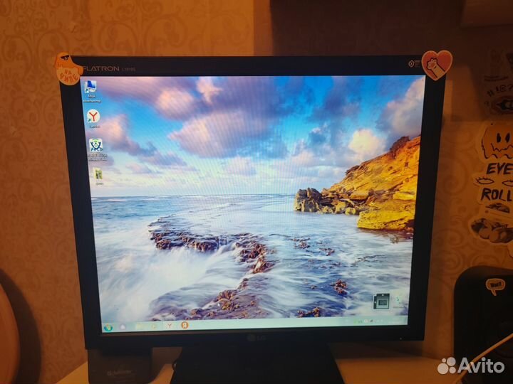 Монитор LG 19