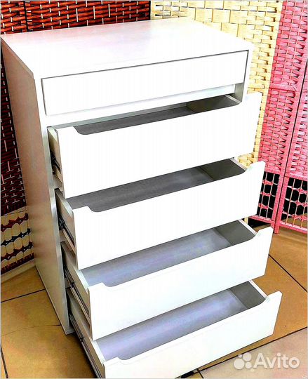 Комод белый