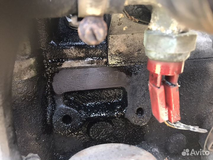 Двигатель на volkswagen jetta 2 1.6