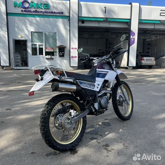 Yamaha Serow 225
