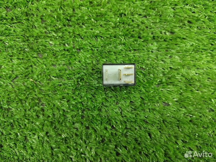 Реле VAG 404 7M0951253C VAG