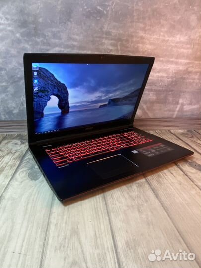 Игровой ноутбук msi 17 3 i7 GTX 1060