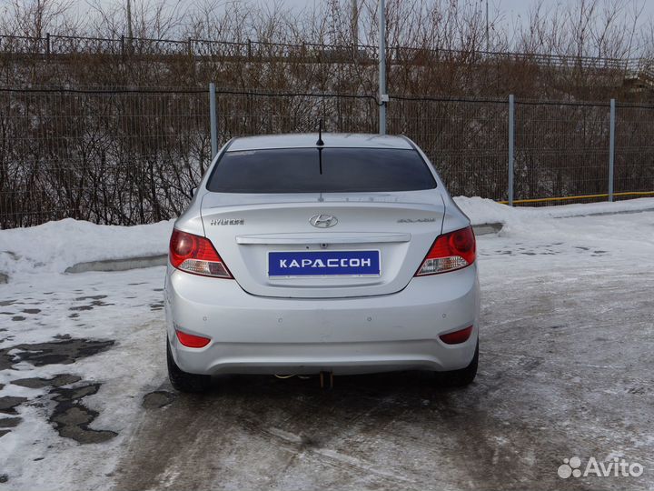 Hyundai Solaris 1.6 AT, 2012, 199 000 км