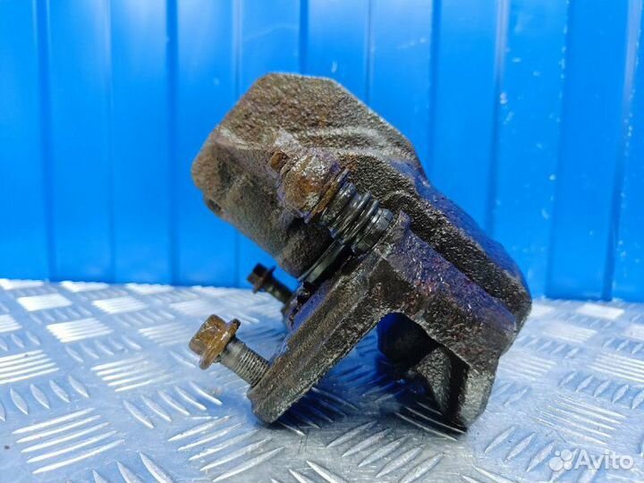 Суппорт передний левый Volvo S40 1 1.8 B4184S2