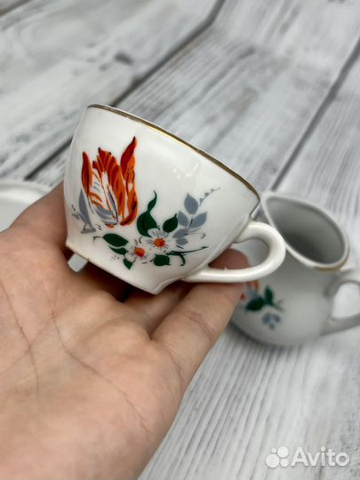 Чашка и молочник миниатюрные