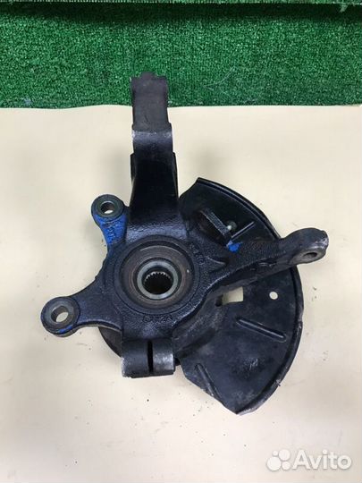 Кулак поворотный передний правый Ford Maverick 2