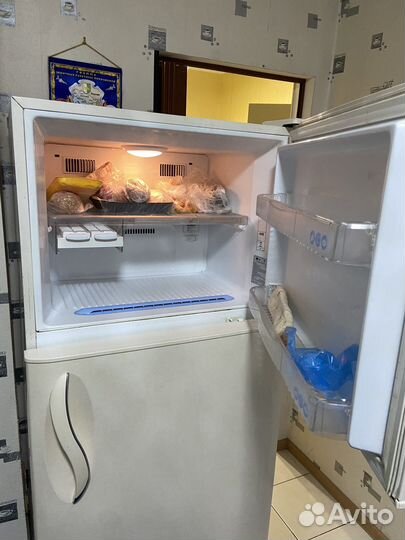 Холодильник LG IceBeam Door Cooling