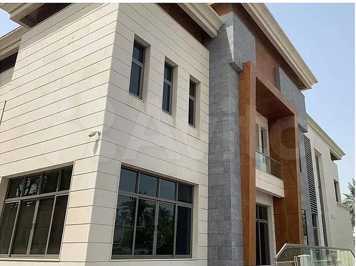 Дом 680 м² на участке 9 сот.