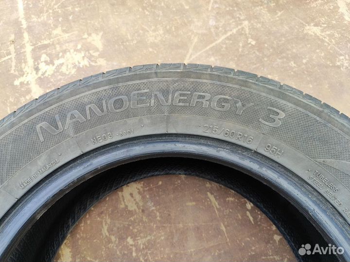 Toyo NanoEnergy 3 215/60 R16 95