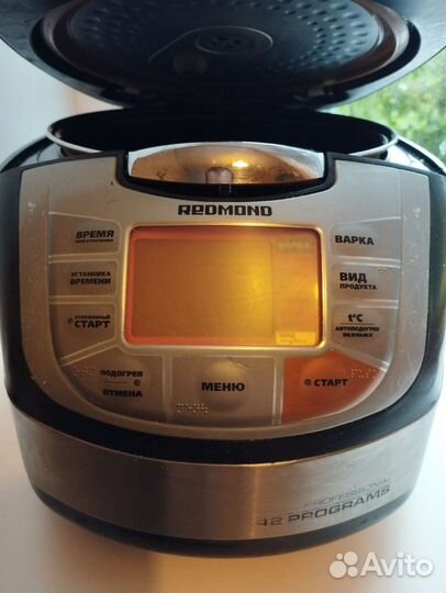 Мультиварка Redmond RMC-M70
