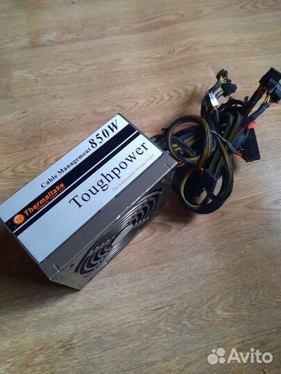 Блок питания Thermaltake 850W