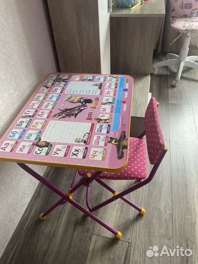 Детский стол и стул