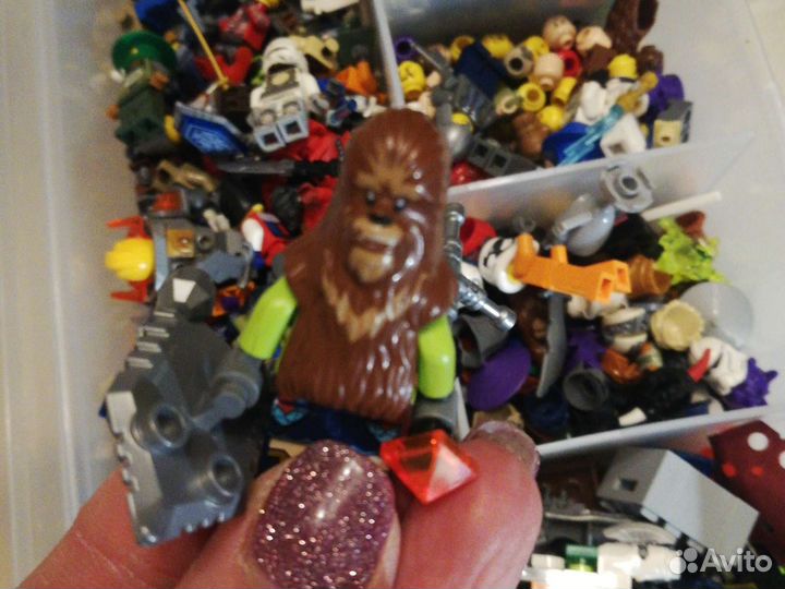 Коллекция разных фигурок Lego