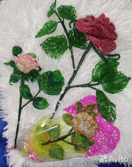 Розы из бисера