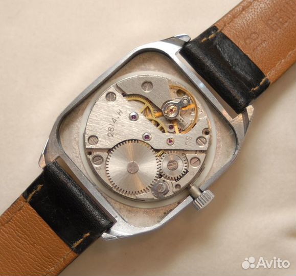 Часы Ракета