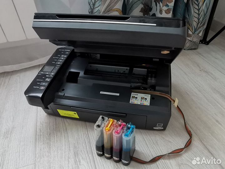 Струйное мфу принтер Epson Stylus SX420W, цветной