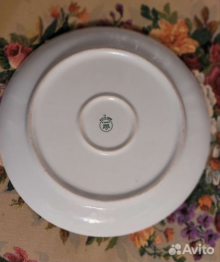 Тарелки и блюда коллекционные
