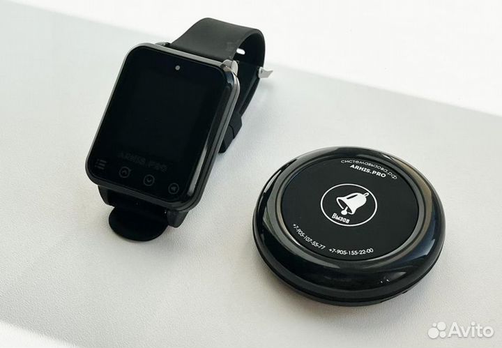 Кнопка вызова персонала влагозащищенная и часы