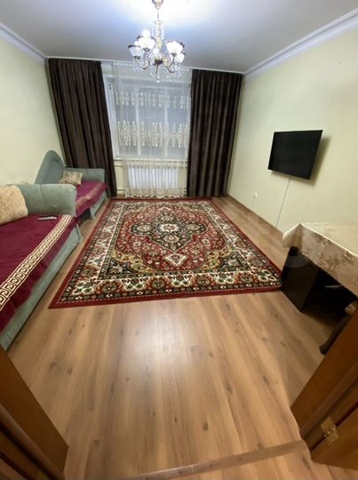 2-к. квартира, 85 м², 2/9 эт.