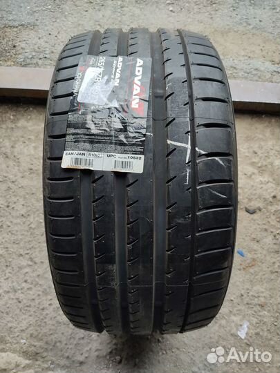 Yokohama Advan Sport V105 265/35 R18 97Y