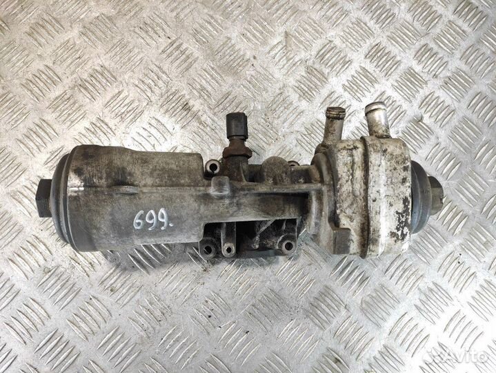 Корпус масляного фильтра Volkswagen Transporter T5