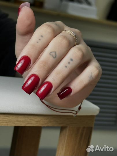 Педикюр, наращивание ногтей