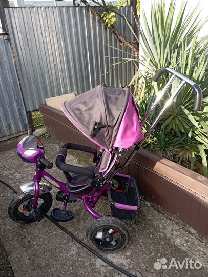 Трехколесный велосипед