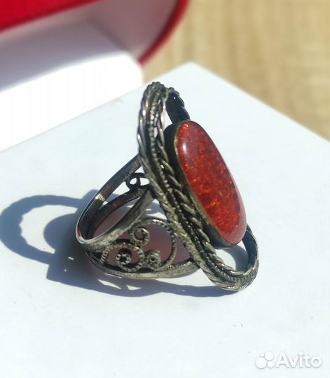 Кольцо с янтарем СССР