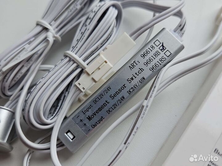 Бесконтактный выключатель с выносным сенсором 12 В