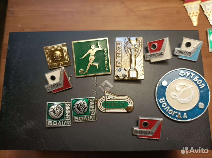 Значки по спортивной и туристической тематике