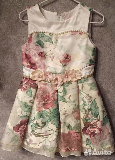 Платье нежное с балеро 104