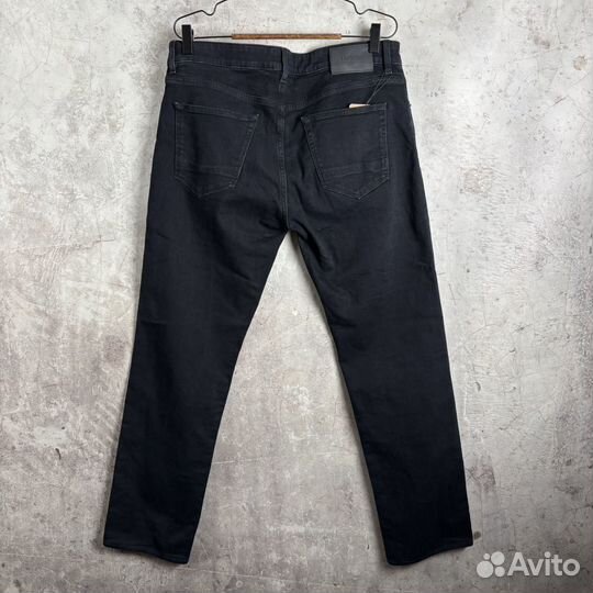 Hugo Boss прямые джинсы (оригинал)