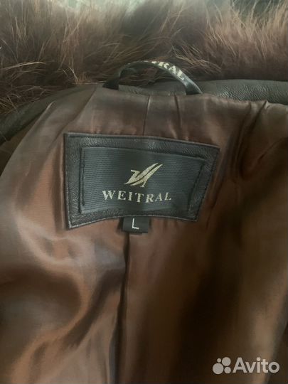 Шуба мутоновая 44 размер,отделка песец