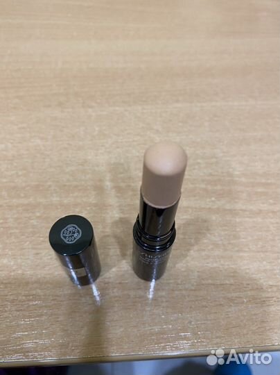 Shiseido консилер-корректор